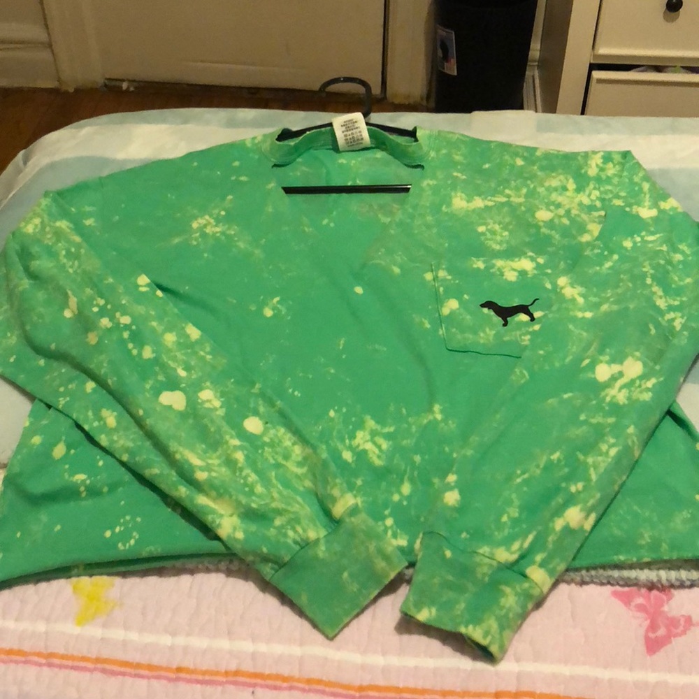 PINK cropped LS t shirt